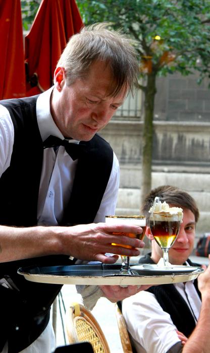 Café, Rue d'Arcole. Photograph by Dan Mangan