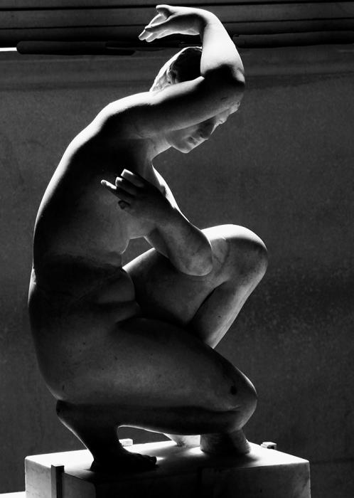 Crouching Aphrodite, Louvre